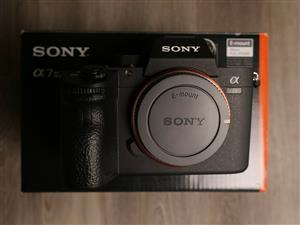 Mint Alpha A7III Mirrorless Sony with lens