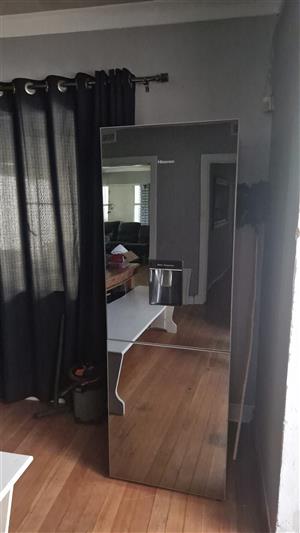 Hisense 347L Bottom Freezer Fridge with Water Dispenser