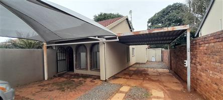Position Your Business where People Already are, 120m² Office Space on a Busy Main Road, Garsfontein