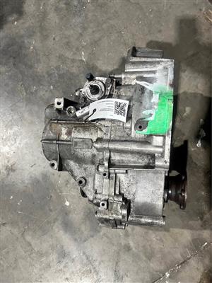 CCZ MANUAL 6 SPEED GEARBOX  2.0 GOLF MK6 GTI