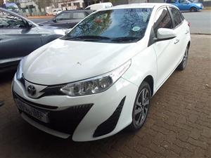 2018 Toyota Yaris 1.5 XS CVT Automatic, Petrol, White Color  Service book  52000km 