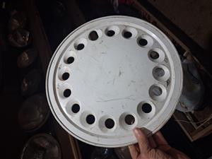 Golf / Fox, wheel cap
