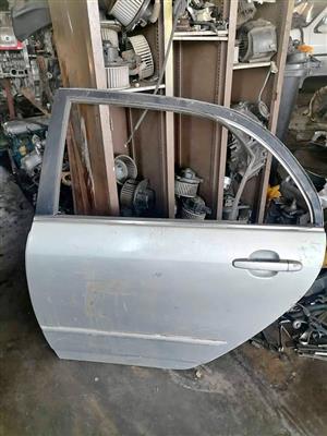 Toyota corolla 2005 Left rear door