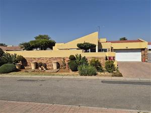 Cluster For Sale in Beyerspark