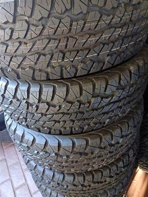 Set4x New Dunlop Grantrek AT1 New