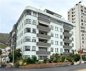 Apartment For Sale in Sea Point