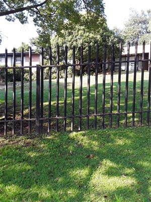 Fully finished bachelor apartment for rental on Ontdekkers road in Florida hills