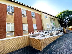 Office Rental Monthly in Maroeladal