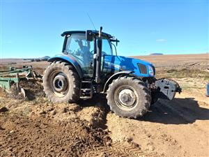NEW HOLLAND T6070 CABBED TRACTOR 4X4 