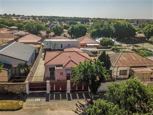 House For Sale in Rosettenville