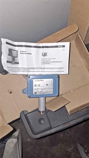 Pressure switch 6 series united electric controls