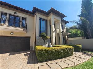 Spacious 4-Bedroom Cluster Townhouse for Sale in New Market Park, Alberton R3,495,000 | Secure Livi