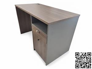 Modern Compact Office Desk. NEW