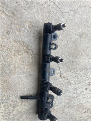 Toyota Etios Sprint XS 1.5 Fuel Rail With Injectors