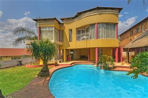 GLENVISTA - 4 bedroom family home