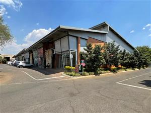 DIAMOND PARK: FACTORY / WAREHOUSE TO LET IN HENNOPS PARK, CENTURION WITH MAIN ROAD VISIBILITY!