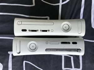 2 Xbox 360 consoles for parts