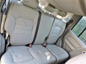 Jeep Cherokee 2.5 crd car seats