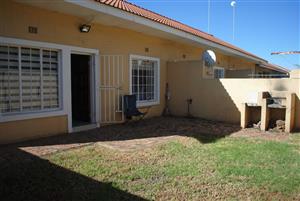 Townhouse Rental Monthly in Kookrus