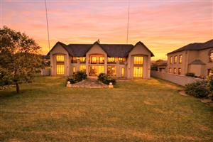 A WATERBERG ICON WITH WORLD-CLASS ESTATE GOLF LIVING