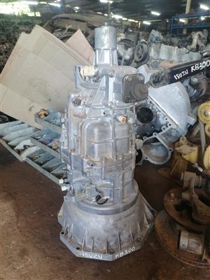 2x4 gearbox kb 300 4jj1 engine for sale