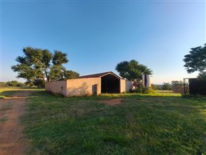 127.2ha Prime Farming Property – Just 20km from Rustenburg