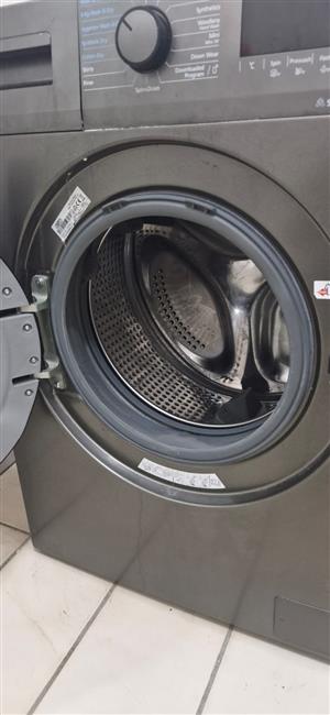 Relocation sale, washing machine defy neg, microwave oven neg.