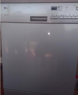 LG 3 in 1, SILVER DISH WASHER For Sale.