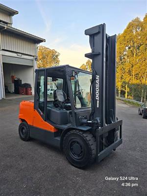 Forklift 2018 Doosan 5 ton For Sale