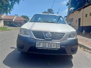 2018 Nissan Np200 1.6 Manual Petrol White 65000kms