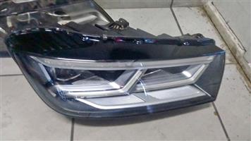 Audi Q5 headlight