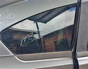 DODGE CALIBER RIGHT REAR CORNER WINDOW 