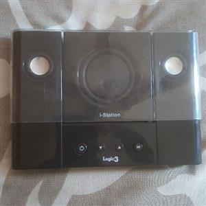 BRAND NEW LOGIC3 DOCKING STATION IN PERFECT WORKING CONDITION FOR CHEAP QUICK SALE