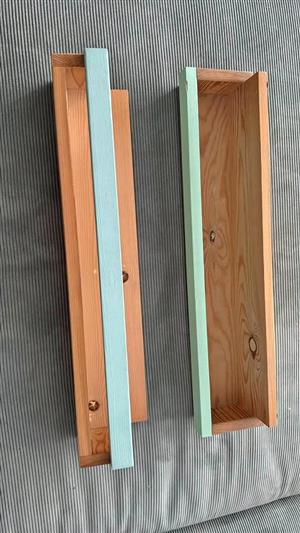 2 x wooden shelves . Size 53x11 . Seapoint. 