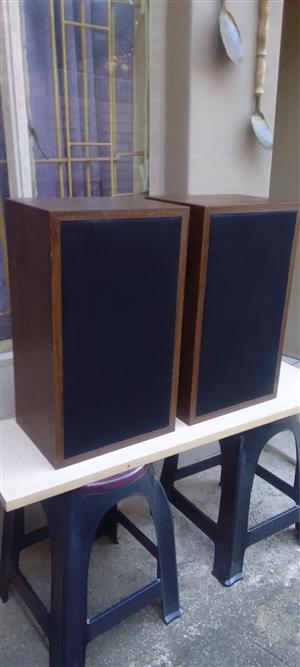 2 vintage dyna 2a speakers