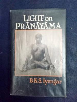 Light on Pranayama : Pranayama Dipika"  1981