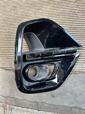 2018-2021 Kia sportage left side fog light cover