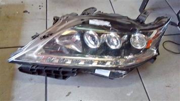 LEXUS HEADLIGHTS 