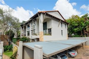 Modern Fully Furnished Duplex Townhouse in Prime Sandown Location