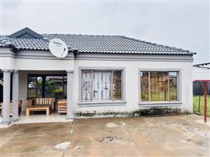 House For Sale in Nkowankowa