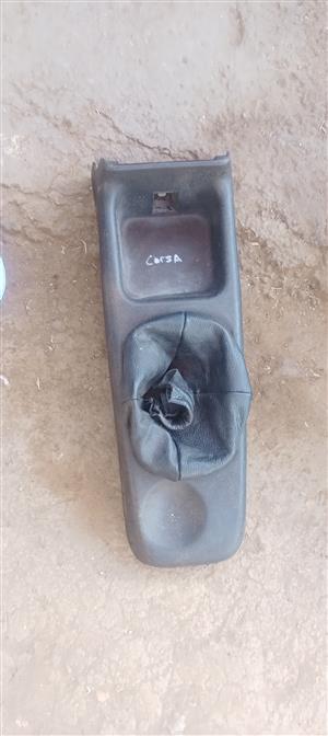 Opel (Corsa) center console gears R350