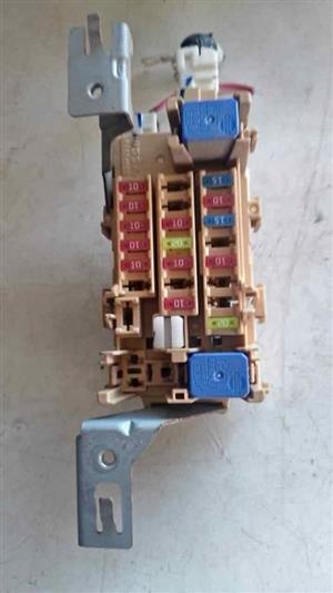 Nissan Juke dashboard fuse box