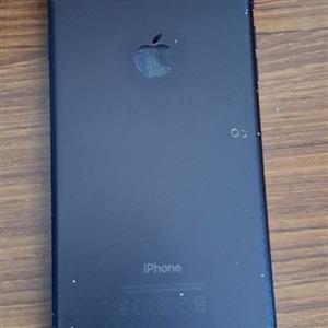 Iphone 7 plus, 128gb, cracked screen