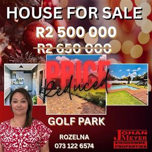 Spacious 5-Bedroom Family Haven in a Lush, Sought-After Neighbourhood 