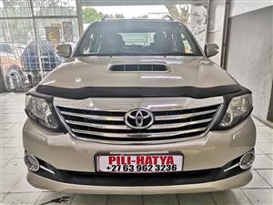 2013 TOYOTA FORTUNER 3.0D4D 4X4 MANUAL