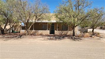 Williston – 2 Bed house and granny flat