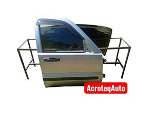 Used 2006 Jeep Cherokee KJ series driver side door