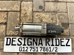 BMW F30 320d B47 ELECTRIC POWER STEERING UNIT AVAILABLE.