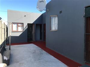 House For Sale in Kalkfontein