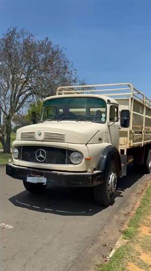 1980 MERCEDES BENZ 1924
